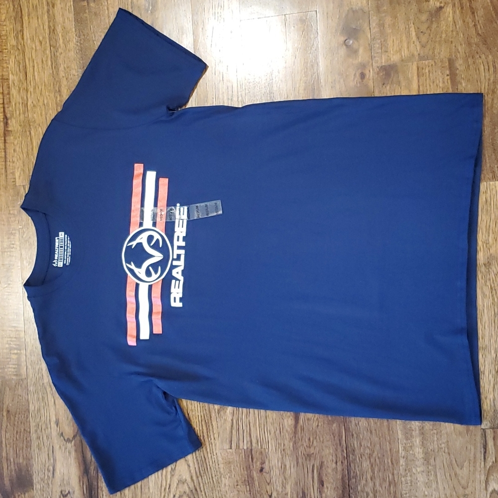 Mens Realtree blue, red, & white logo t-shirt size M